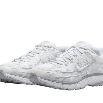 NIKE P-6000 BLANCHE