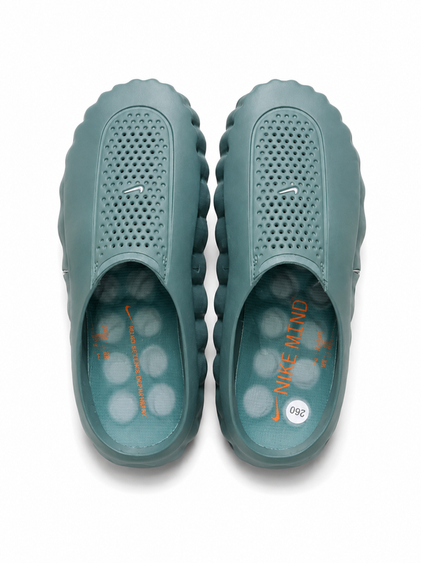 Nike Mind 001